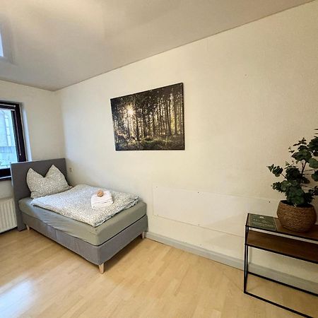 Harmony - Ganzes Appartement 3 Schlafzimmer City Майнинген Экстерьер фото